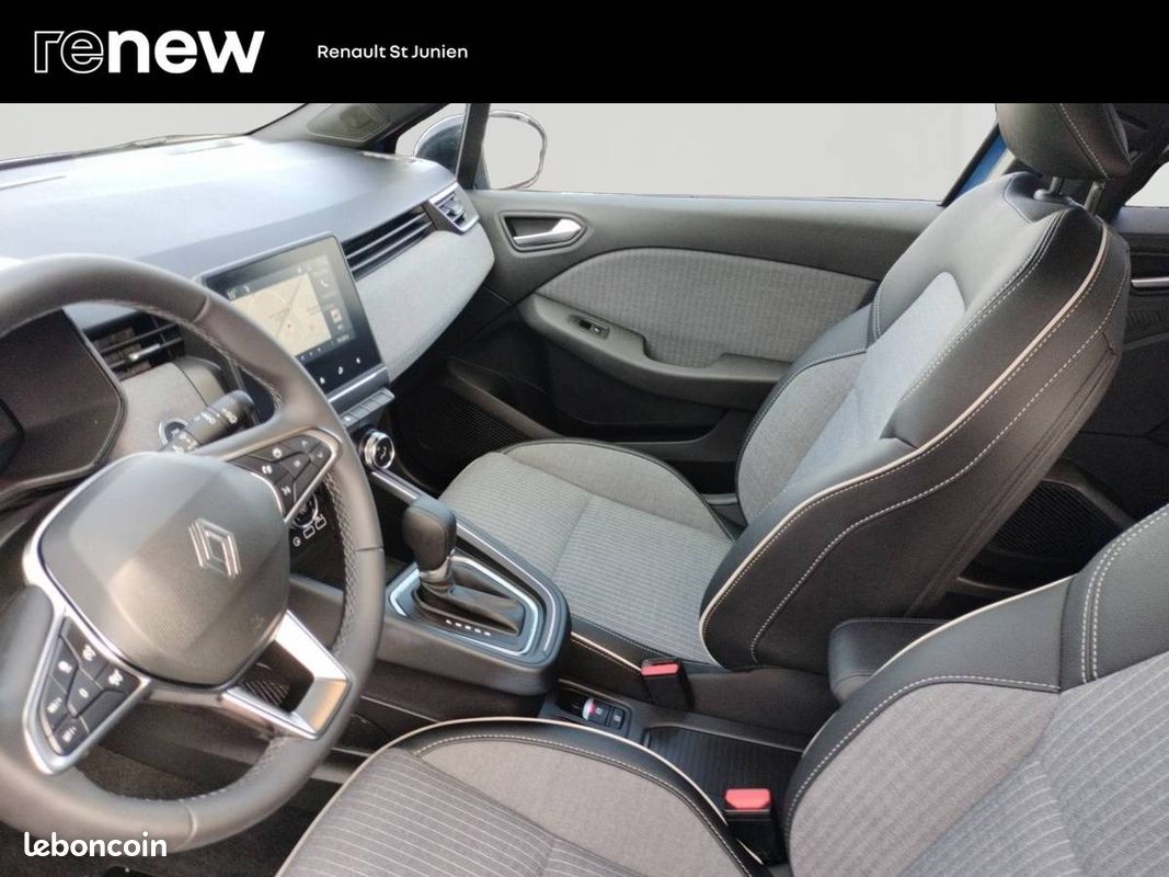 RENAULT Clio E-Tech full hybrid 145 ch GSR2 Techno (image 15)
