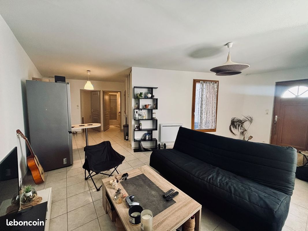 Appartement 2 pièces 48 m² · à Pélissanne · 48 m² · 745 €/mois
