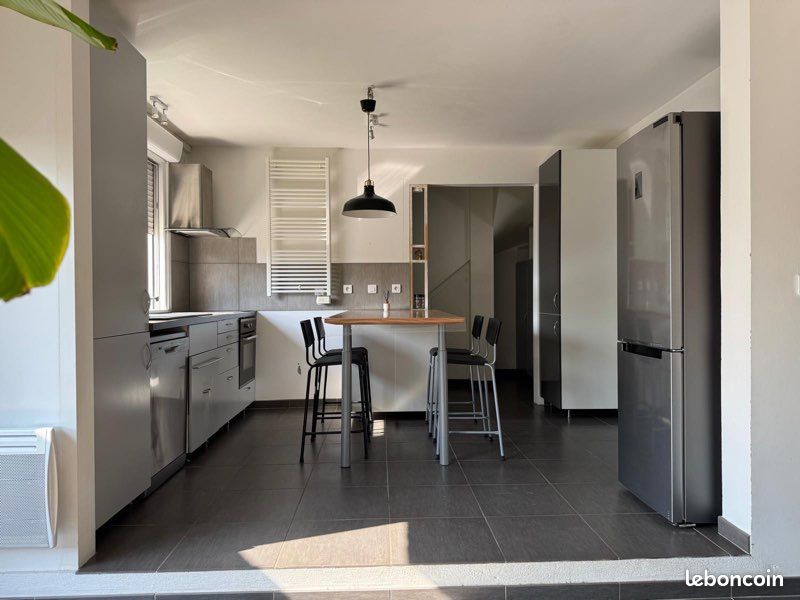 Appartement 3 pièces 54 m² · à Talence · 54 m² · 1 384 €/mois