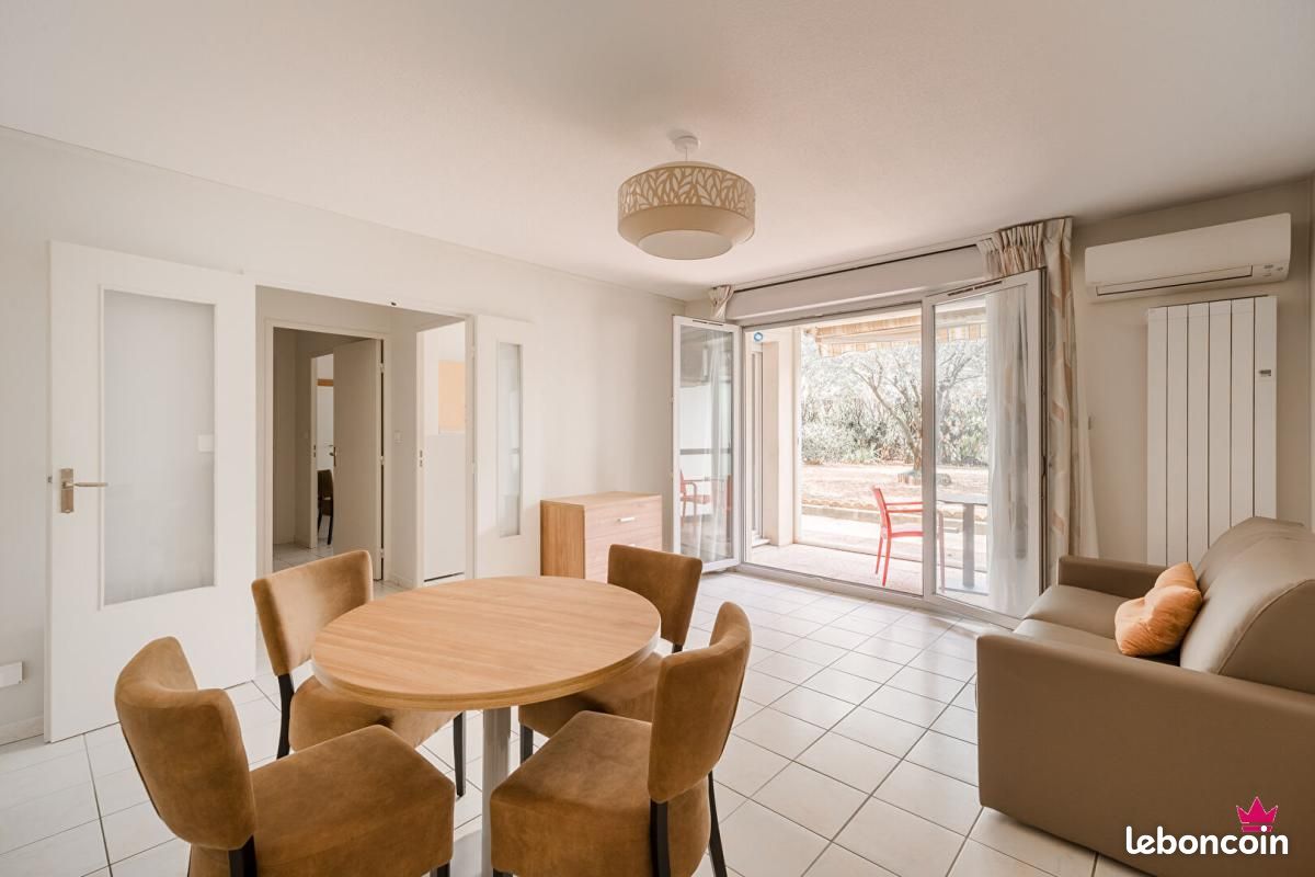 Appartement 2 pièces 50 m² · à Saint-Priest · 50 m² · 210 000 €