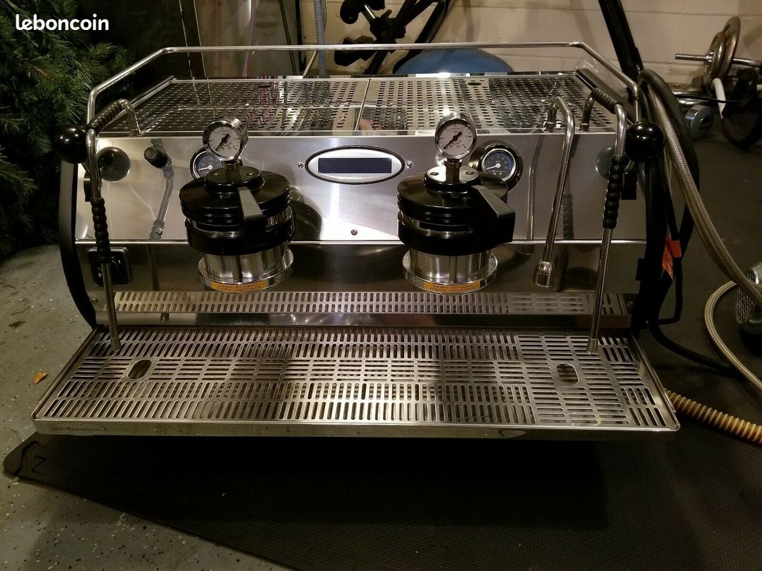 Machine à café La Marzocco Strada 2 (image 1)