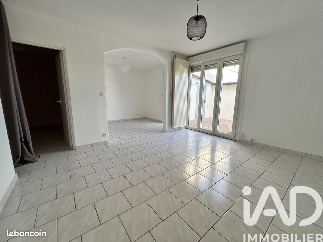 Maison 4 pièces 90 m² · à Saint-Dizier · 90 m² · 95 000 €