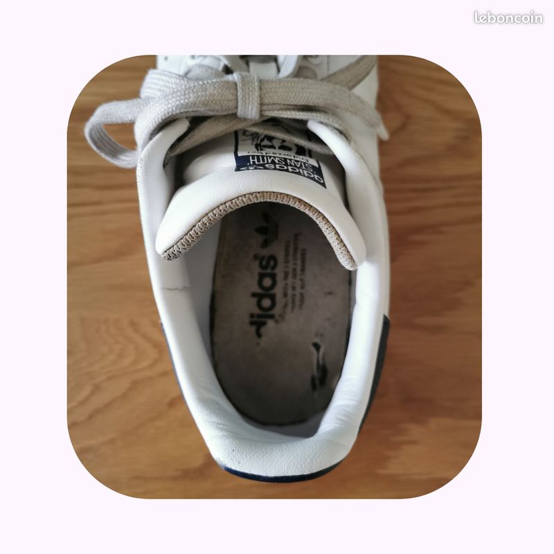 Une paire de baskets blanches, Stan Smith (image 7)