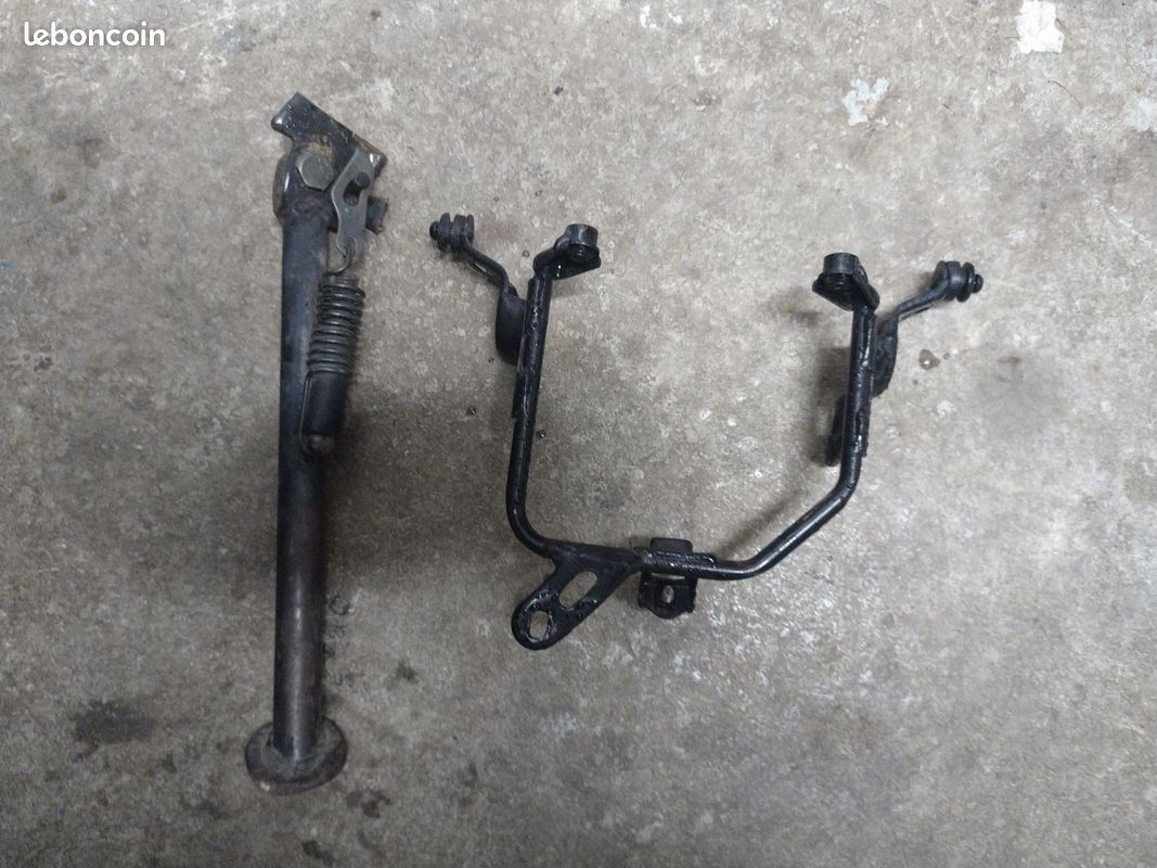 Bequille et araignee de 125 TW YAMAHA (image 1)