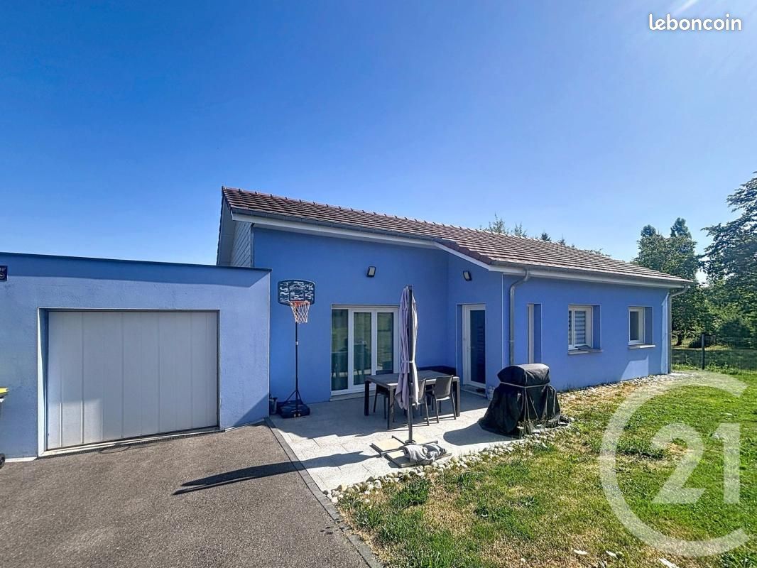 Maison 4 pièces 83 m² · à Chenebier · 83 m² · 900 €