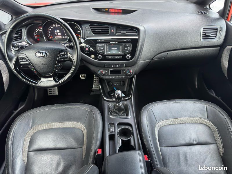 Kia ceed 1.6 gdi 135 cv / 1 ère main (image 4)
