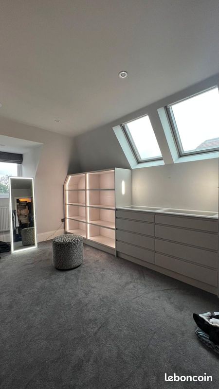 Grand dressing haute gamme avec îlot (image 10)
