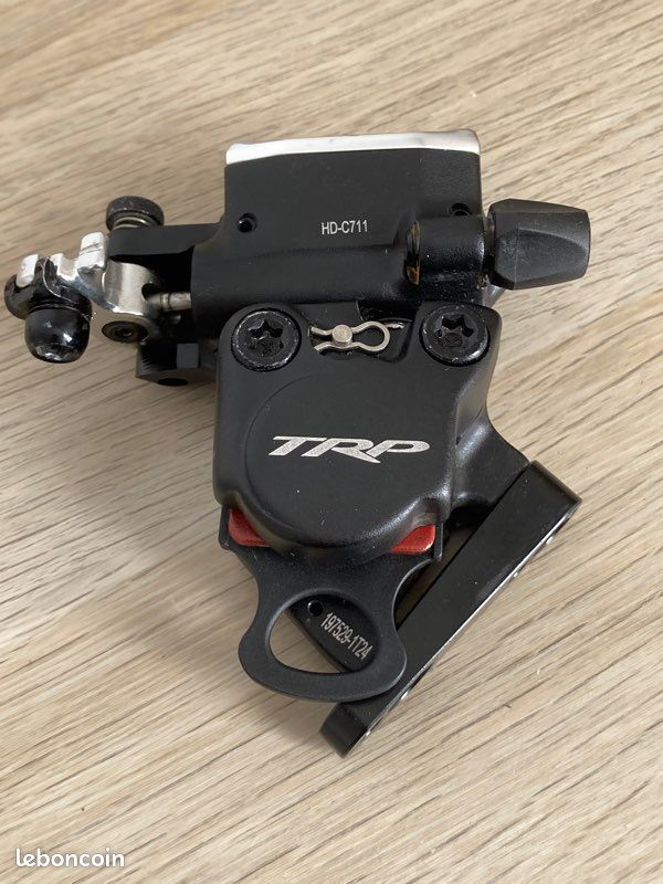 Étrier De Frein Hydraulique TRP HD-C711 HY/RD - Avant 160 Mm - Noir/Argent - Neuf Pour Vélo Cyclo-cross