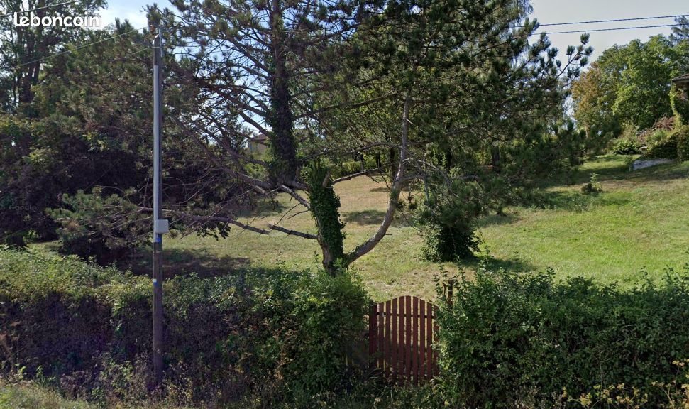 Terrain 540 m² Cluny · 77 900 €