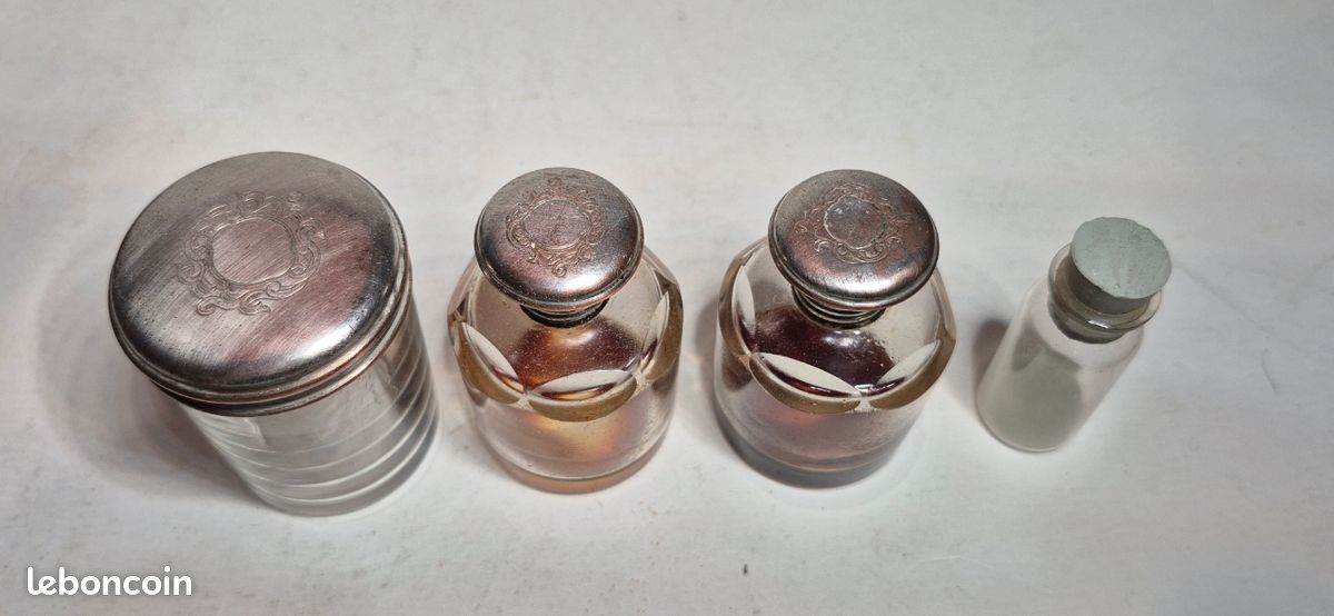 Coffret nécessaire voyage toilette bijoux (image 9)