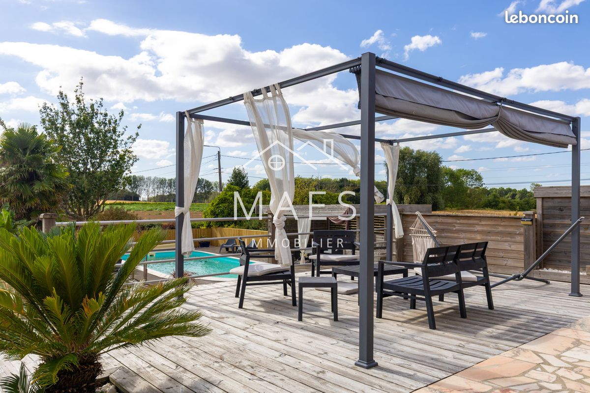Maison 6 pièces 167 m² · à Fromelles · 167 m² · 560 000 €