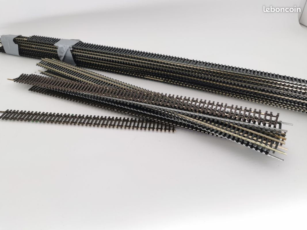 ROCO LOT DE Rails Et Aiguillages Electrique En HO EUR 48,00 - FR