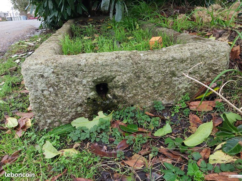Auge en granit (image 2)