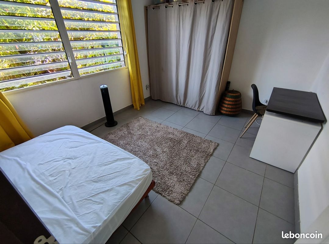 Chambre meublée dans appartement calme avec jardin (image 2)