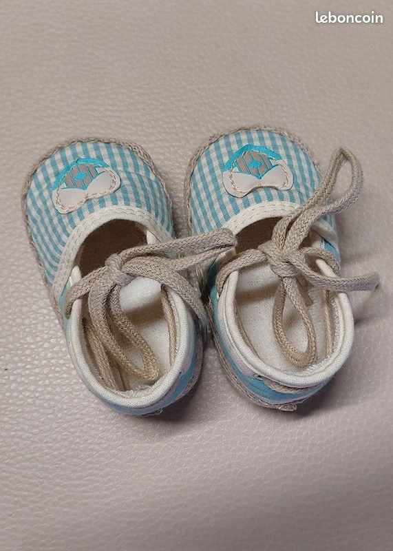 Chaussons bébé naissance, neufs (image 2)