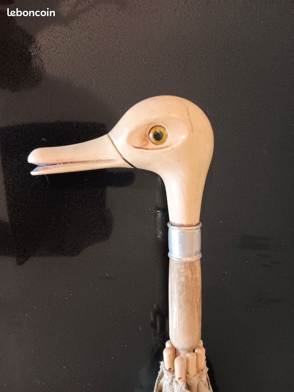 Broche Vintage Dorée Modèle 17 - Forme Parapluie Avec Pommeau Tête De Canard - Occasion