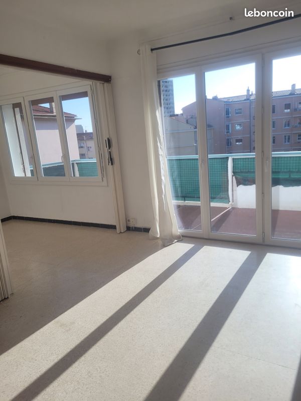 Appartement 3 pièces 55 m² · à Toulon · 55 m² · 790 €