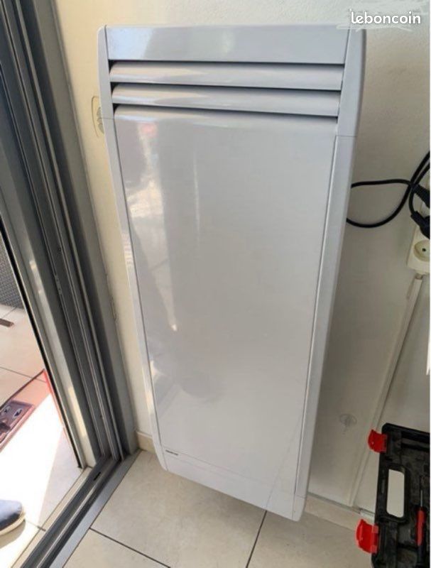 Radiateur Noirot vertical Actifonte (image 1)