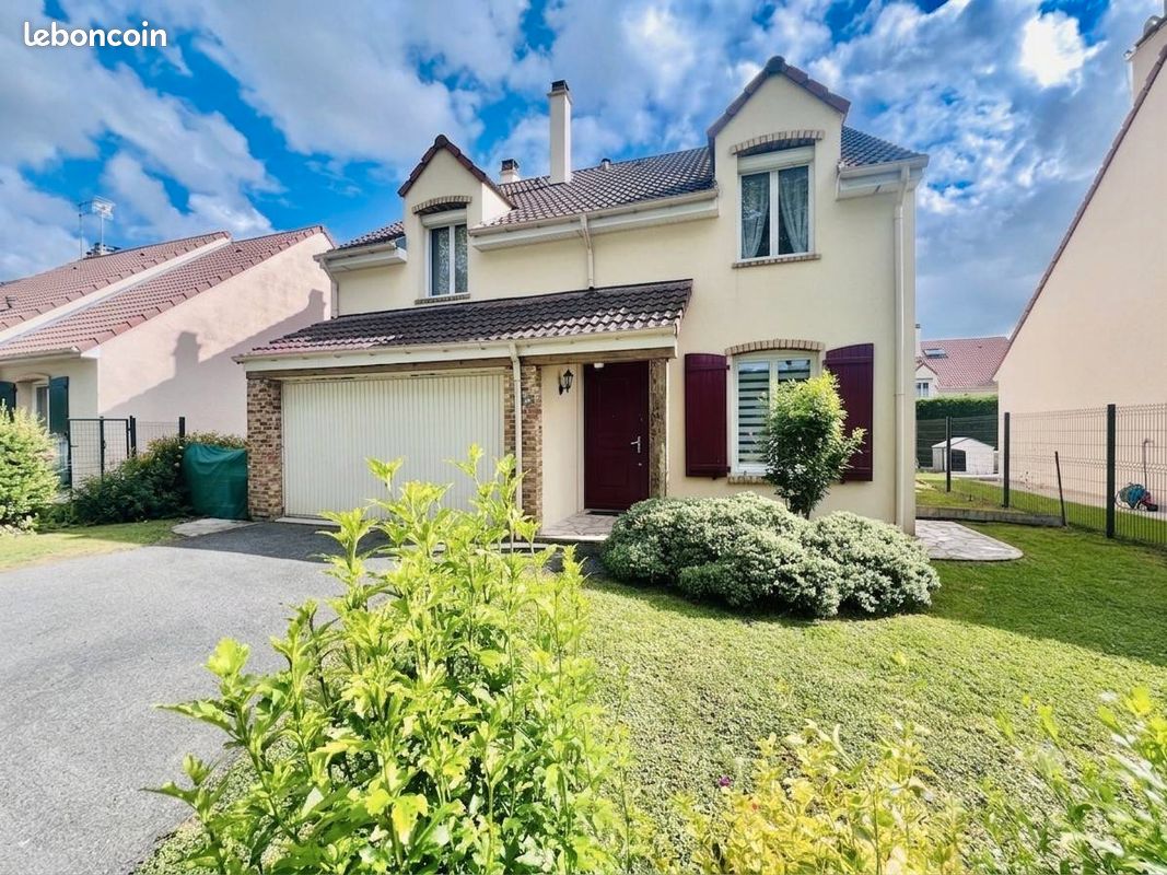 Maison 6 pièces 132 m² · à Ozoir-la-Ferrière · 132 m² · 469 000 €