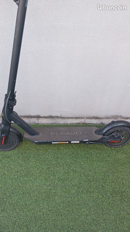 Trotinette électrique renault (image 1)