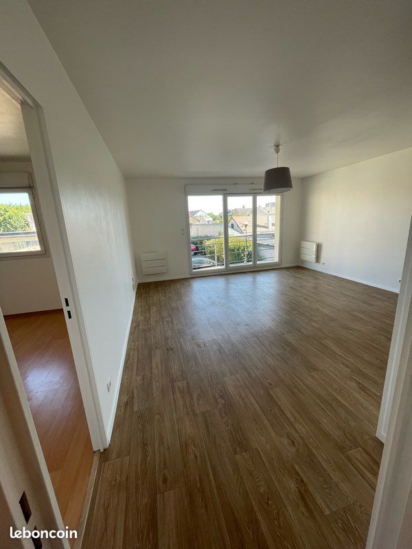 Appartement 2 pièces 50 m² · à La Riche · 50 m² · 650 €