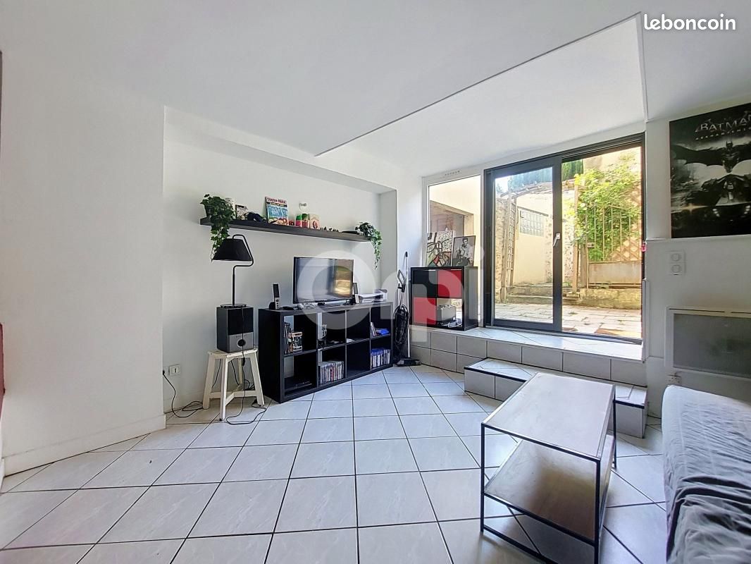 Appartement 3 pièces 69 m² · à Saint-Fargeau-Ponthierry · 69 m² · 189 000 €