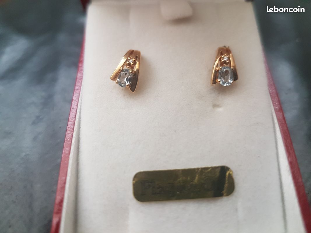 Boucles d'oreilles jean delatour neuves Montres Bijoux