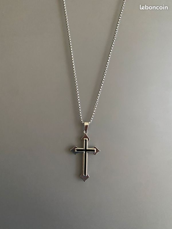 Collier croix (image 6)