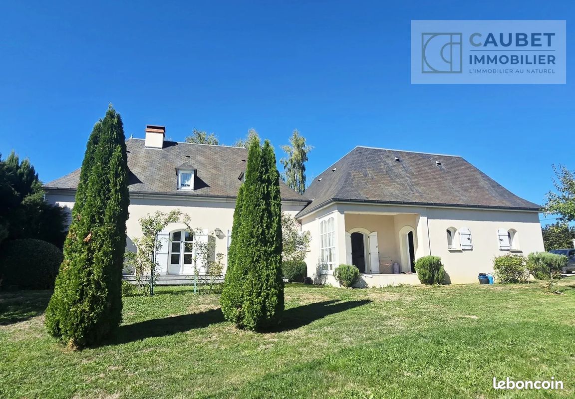 Maison 5 pièces 140 m² · à Poumarous · 140 m² · 460 000 €