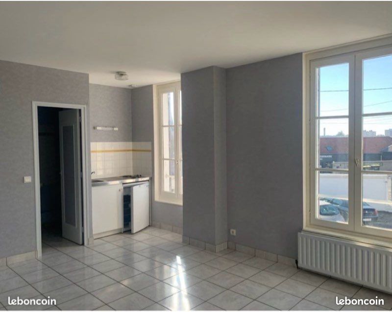 Appartement 1 pièce 25 m² · à Blois · 25 m² · 470 €