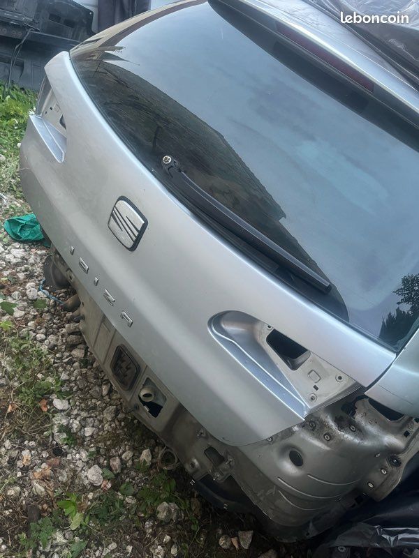 Hayon seat Ibiza III 6l cofre seat ibiza (image 1)