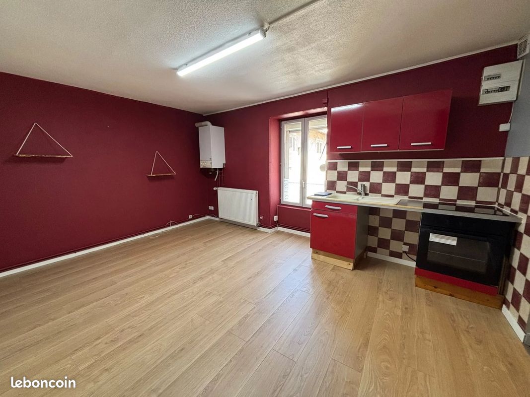 Appartement 3 pièces 47 m² · à Lons-le-Saunier · 47 m² · 510 €