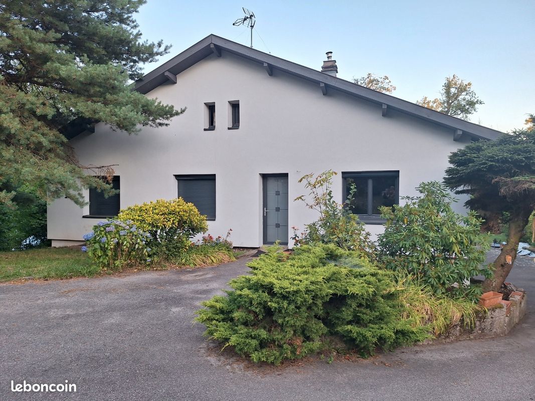 Maison 6 pièces 140 m² · à Chantraine · 140 m² · 279 000 €