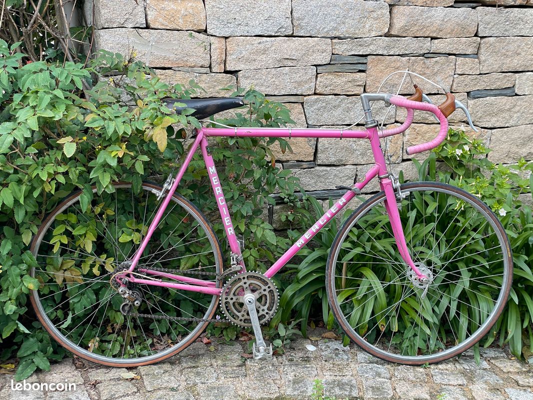 Vélo Mercier rose vintage Vélos