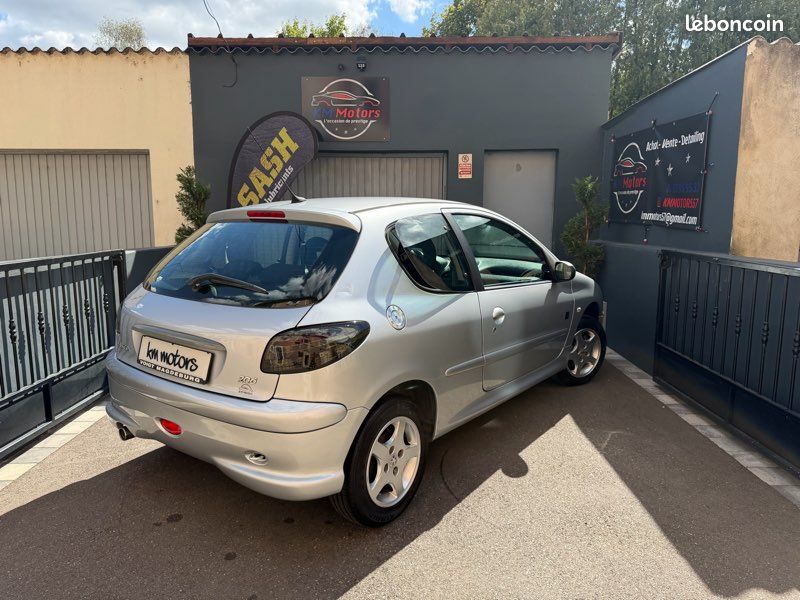 Peugeot 206 1.4 75cv JBL Ja15 Clim rétro électrique vitre électrique 3portes (image 4)