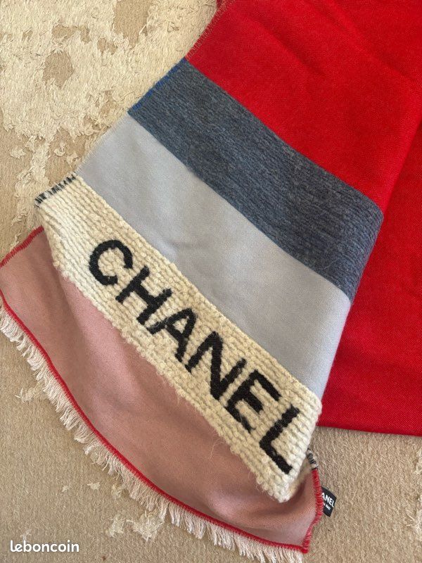 Écharpe Chanel cachemire (image 3)