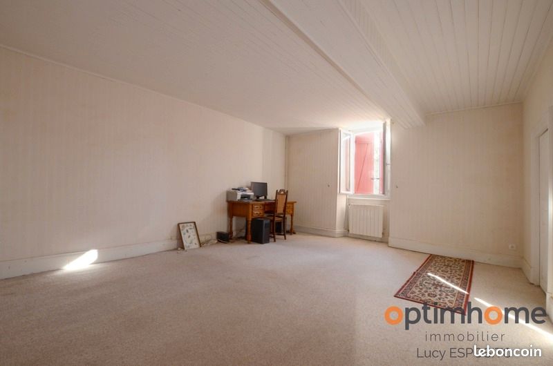 Longère 6 pièces 202 m² - Condéon 16360 (image principale 13)