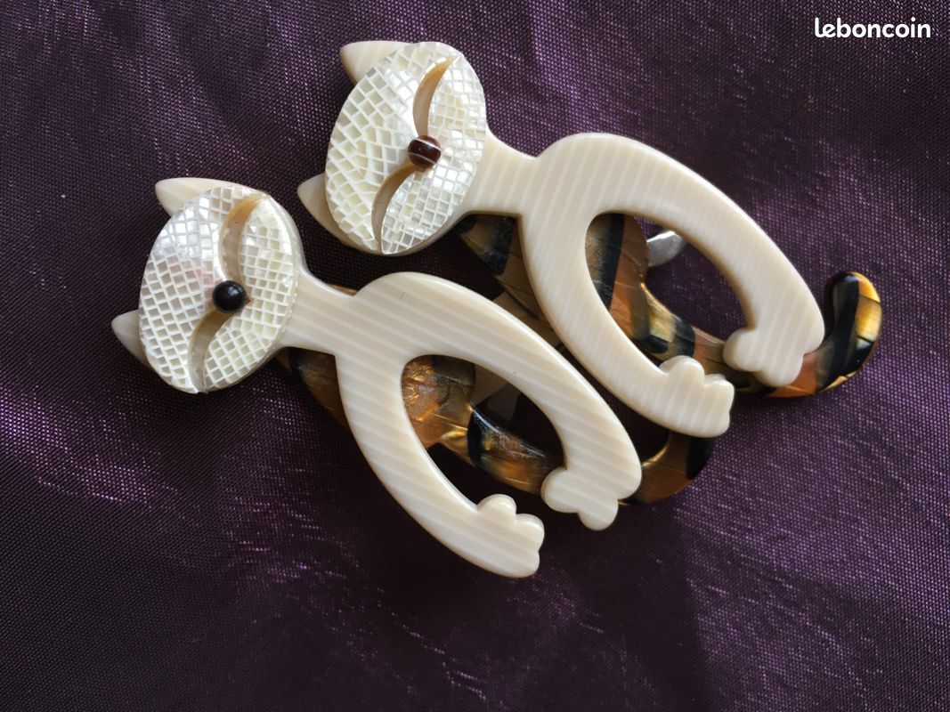 Broche Vintage Signée Lea Stein Paris - Petit Canard Rose - Dimensions 3 X 2,2 Cm - Occasion (portée)