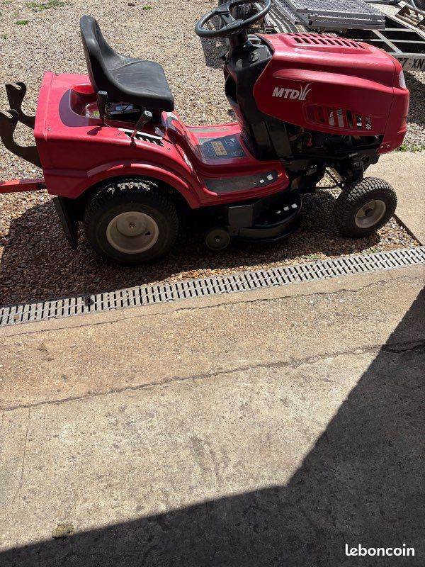 Tracteur tondeuse MTD smart 125 RE (image 3)