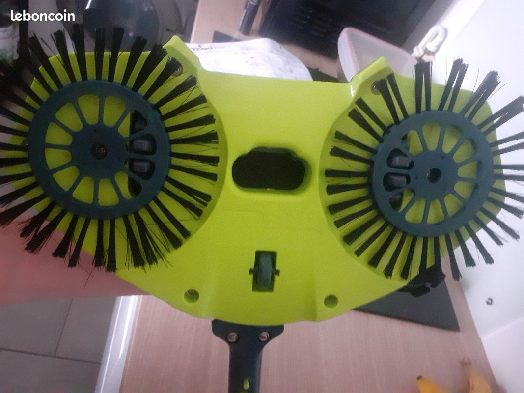 Tête de balai pour nettoyage fond piscine (image 4)