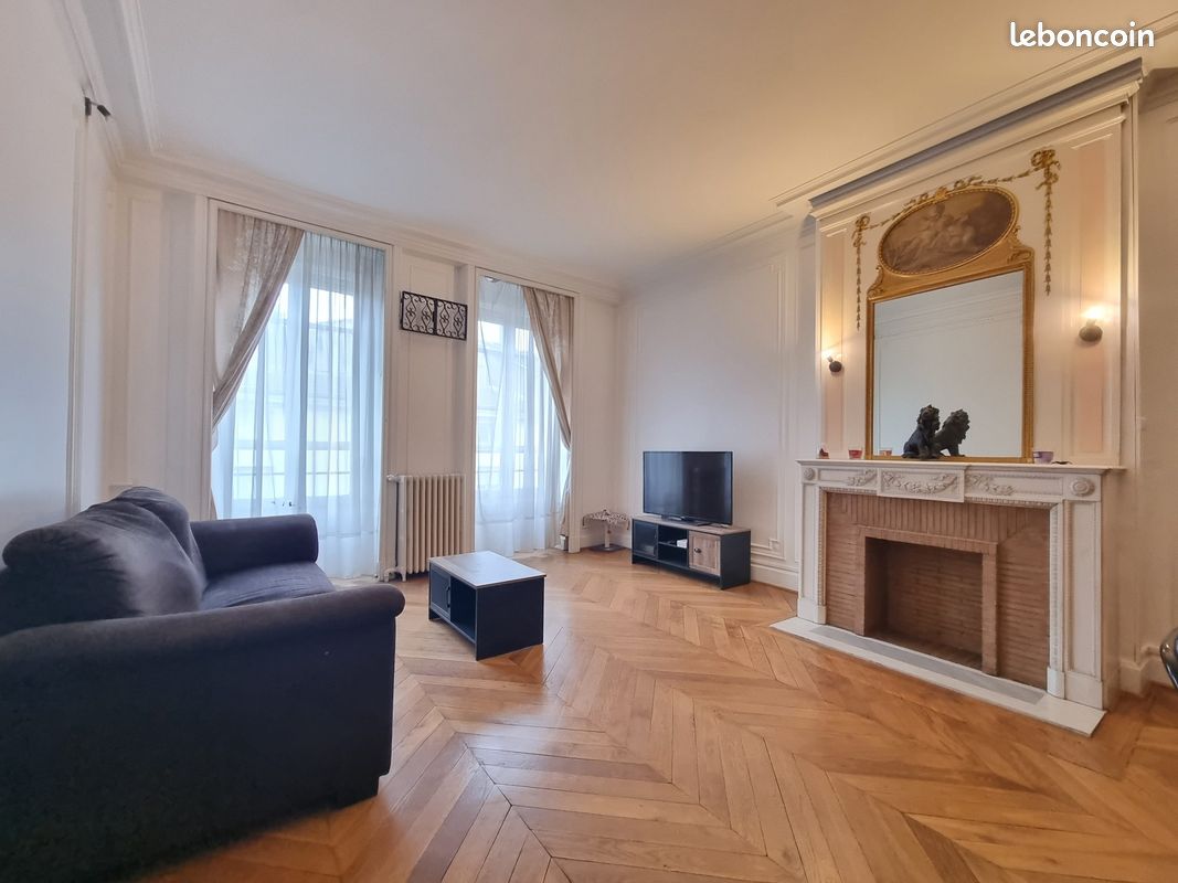 Appartement 6 pièces 134 m² · à Rive-de-Gier · 134 m² · 139 000 €