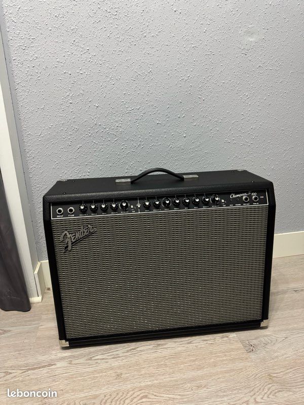 Pack guitare électrique Squier by Fender + ampli Fender Champion II 100 – État neuf (image 2)