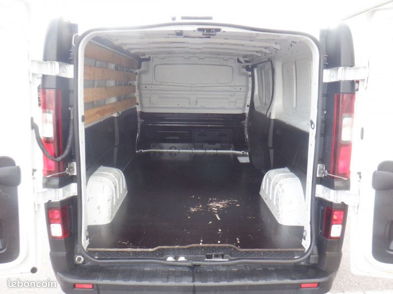 Renault TRAFIC III FG L2H1 1200 1.6 DCI 145CH ENERGY CONFORT EURO6 (image 11)