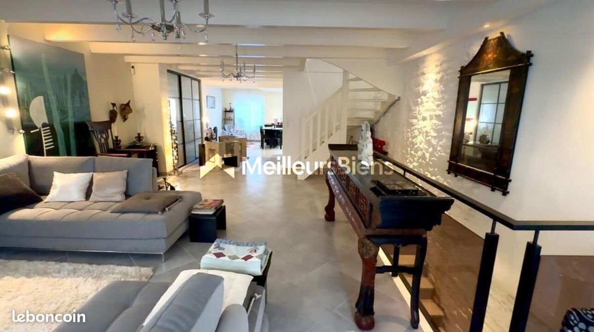 Appartement 6 pièces 169 m² · à Dinan · 169 m² · 350 000 €
