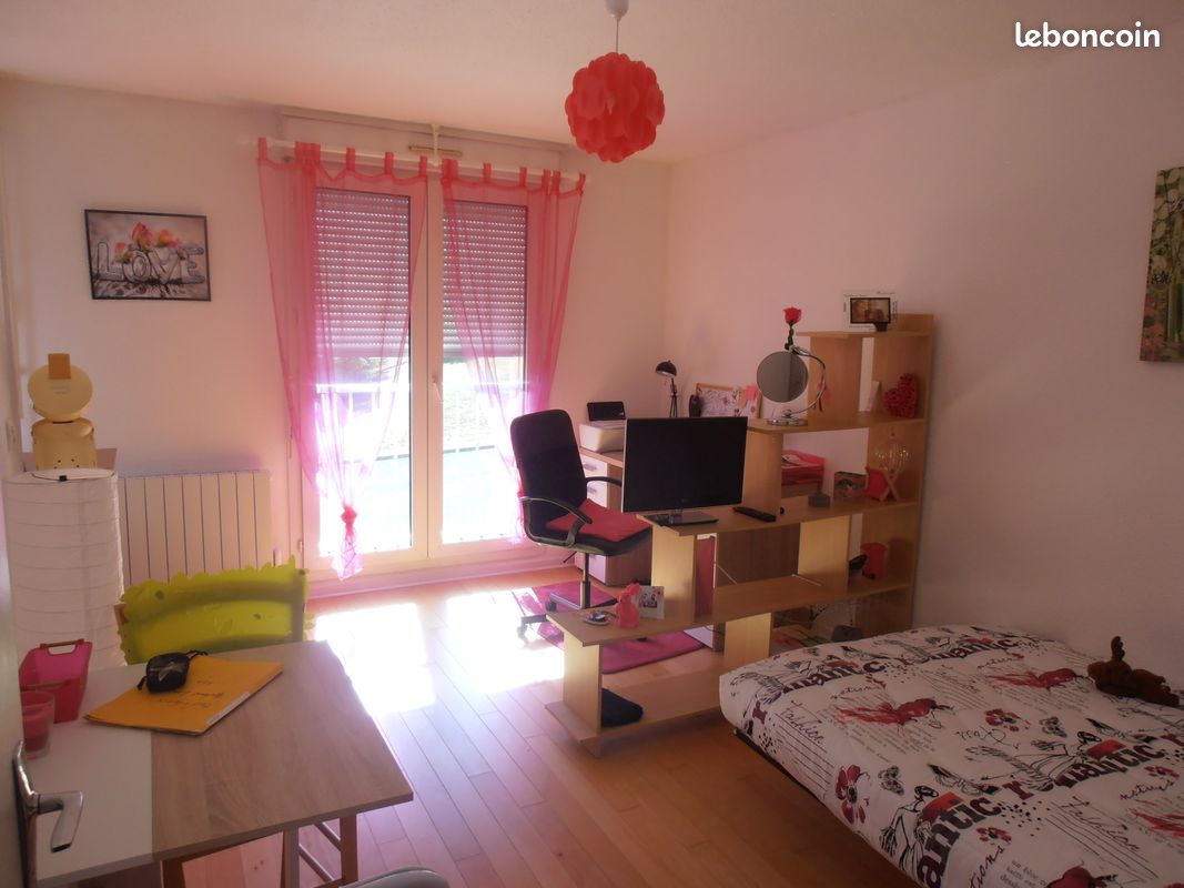Studio 25 m2 proche CHU (image 1)