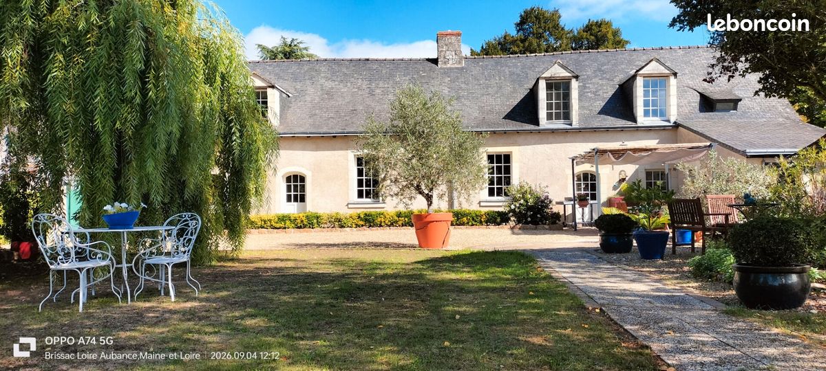 Maison 10 pièces 194 m² · à Brissac Loire Aubance · 194 m² · 488 800 €