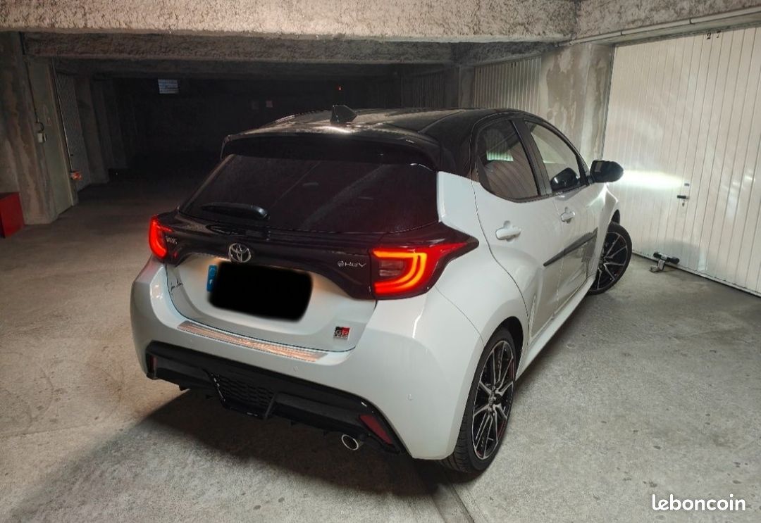 Yaris hybride GR SPORT MY24 (image 2)