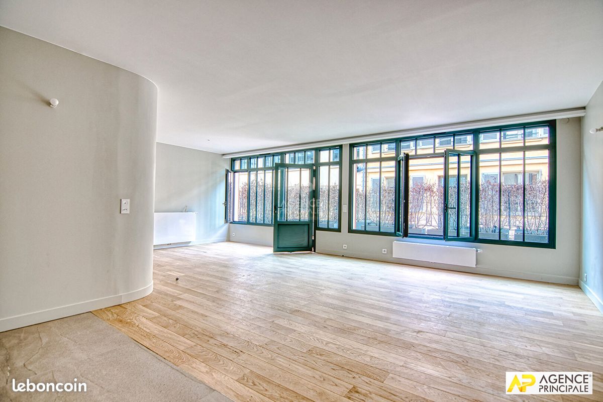 Maison 5 pièces 117 m² · à Versailles · 117 m² · 1 095 000 €