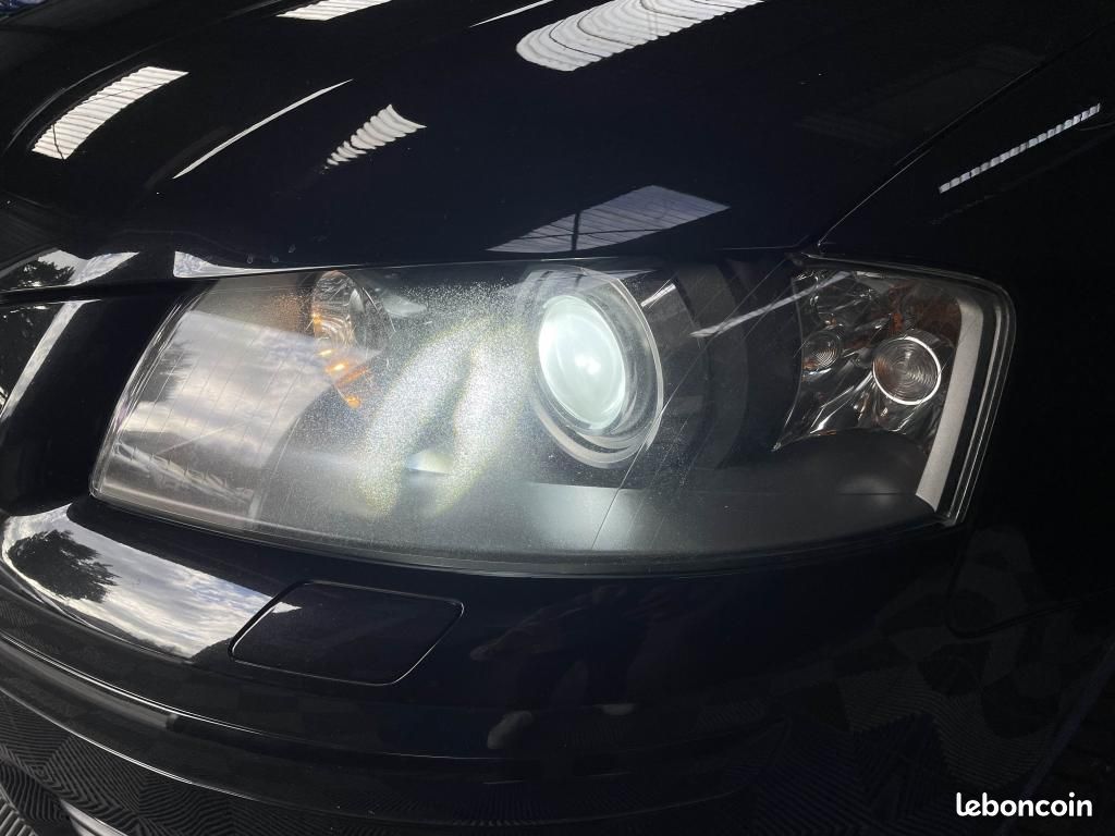 AUDI A3 Quattro 3.2i V6 - DSG 8P - Ambition Luxe / Sièges chauffants - Attelage (image 9)
