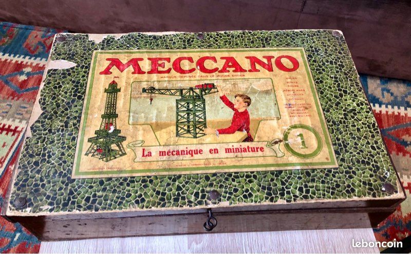 Boite MECCANO N° 1 A de pieces accessoires de 1920 avec